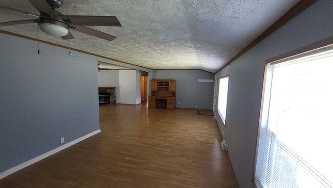 Building Photo - Bright & Spacious 3-BR Retreat on Huge Lot...