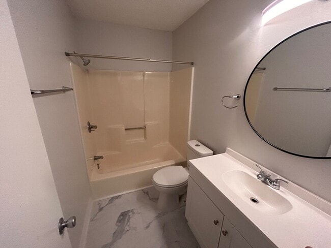 Building Photo - 3609-F-80 Juneau Rd