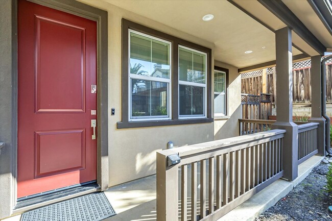 Building Photo - Modern 4-Bedroom Home in Almaden Valley wi...