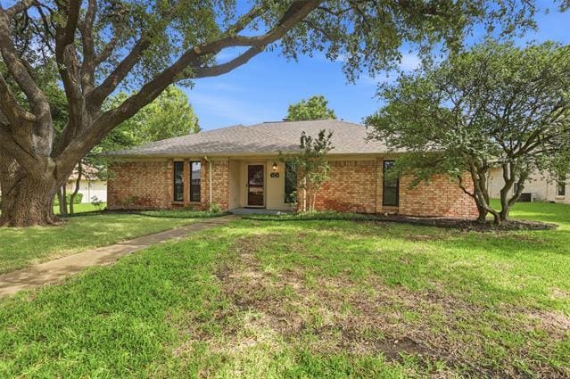 Building Photo - 4545 Hartford Dr