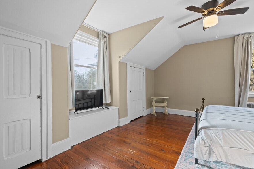 Building Photo - 7 Old Philadelphia Pike