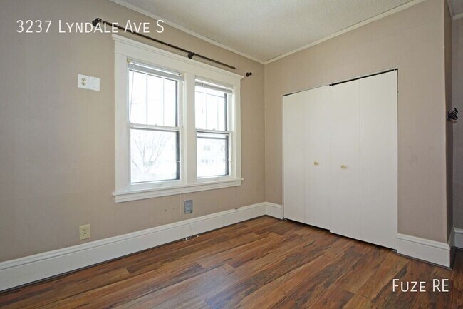 Building Photo - 3237 Lyndale Ave S