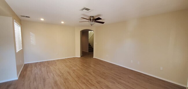 Building Photo - 3916 Pia Rosetta St