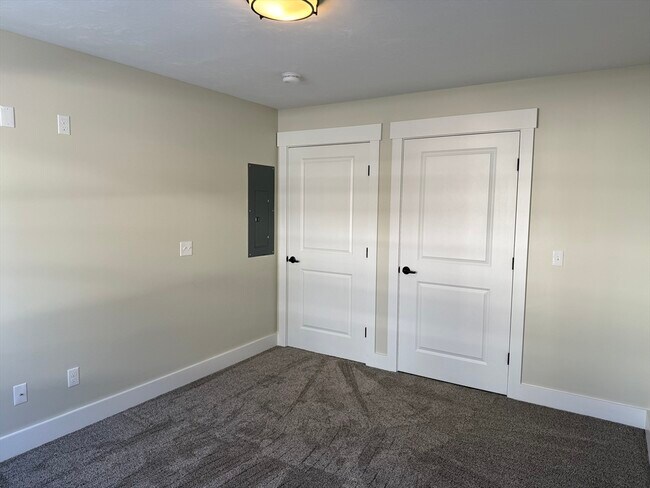 Building Photo - 480 Wareham St