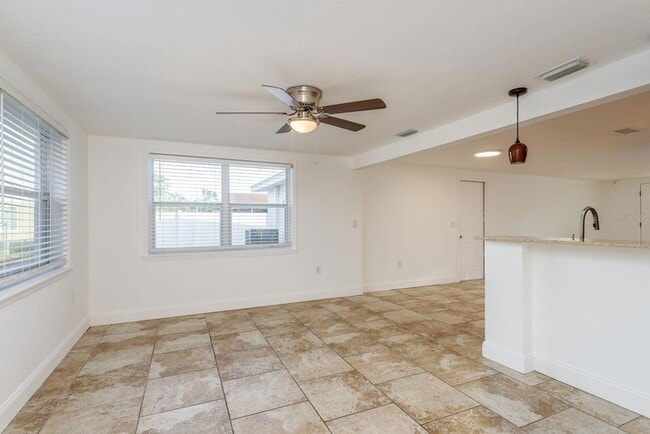 Building Photo - 4233 Belle Isle Ct