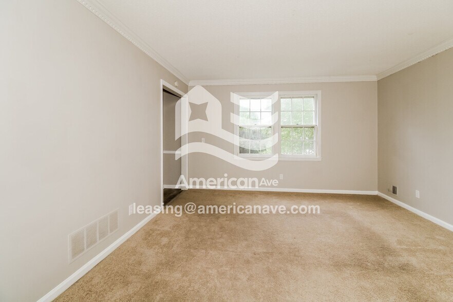 Building Photo - 512 Smith's Market Rd