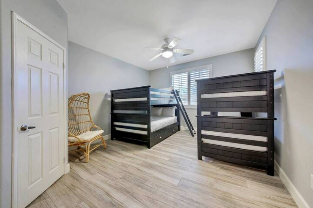 Building Photo - 80949 Avery Dr