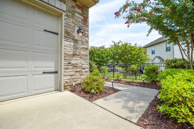 Building Photo - 2037 Ice Lake Ct