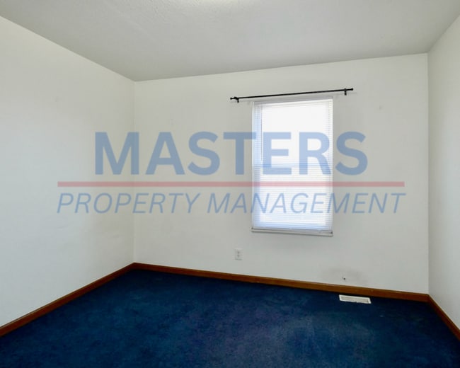 Building Photo - 2242 Kent St