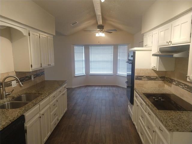 Building Photo - 3819 Wrentham Dr