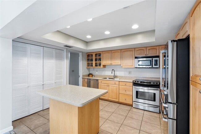 Building Photo - 4156 Northmeadow Cir