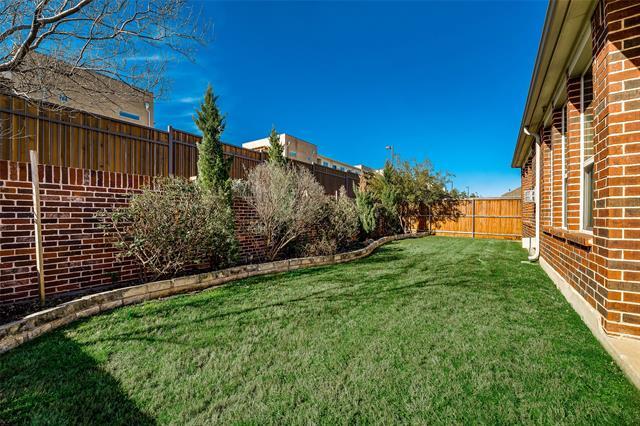 Building Photo - 660 Hobie Point Dr