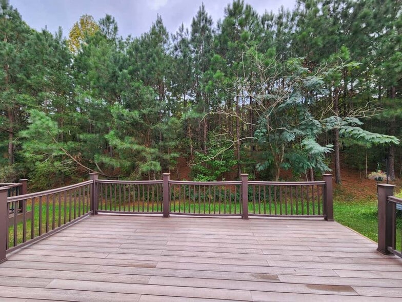 Building Photo - 44179 Beaver Creek Dr