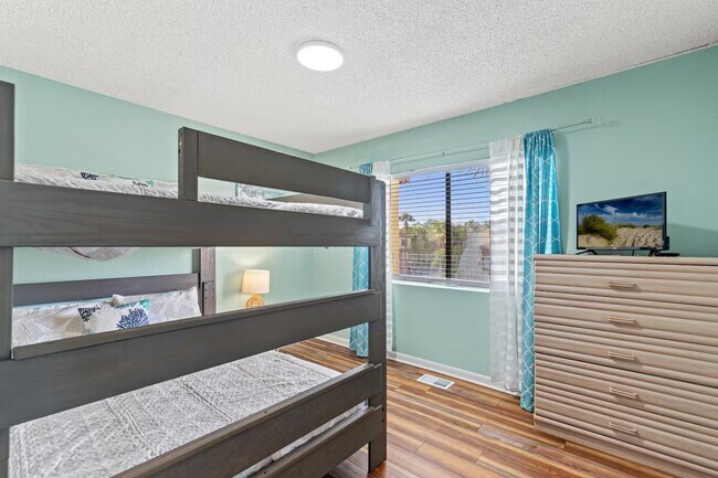 Building Photo - 17751 Panama City Beach Pkwy