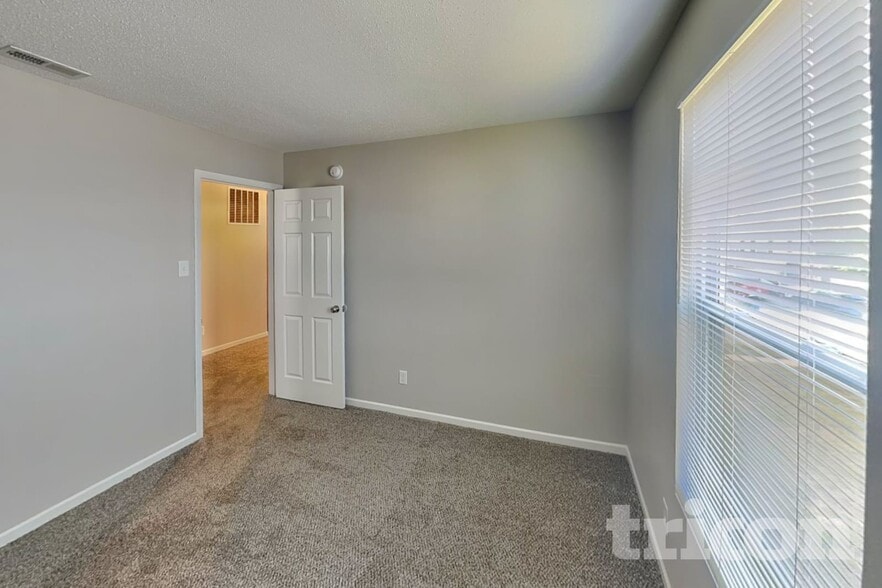 Building Photo - 3222 Black Forest Ln