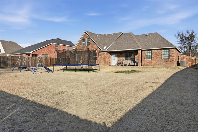 Building Photo - 1720 Elk Run Dr