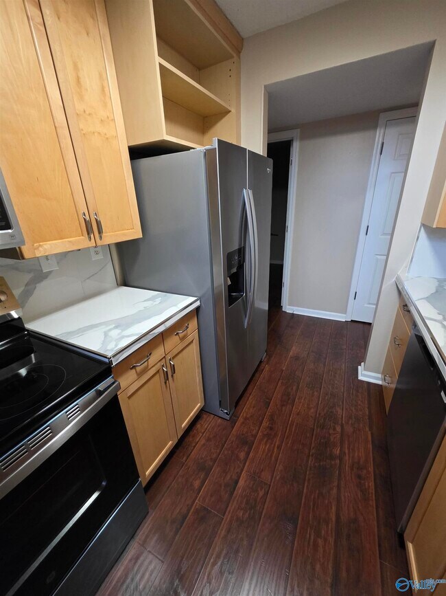 Building Photo - 1127 Stones Throw Dr NW