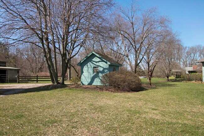 Building Photo - 859 Old Kirk Rd