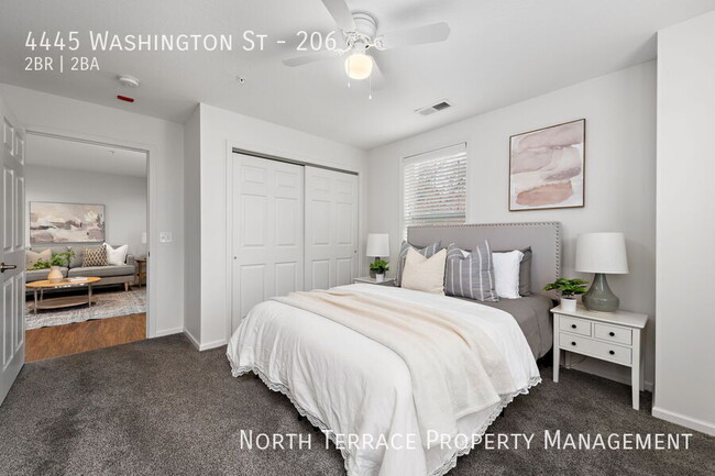 Building Photo - Stylish 2-Bedroom Living at Vernon on Wash...