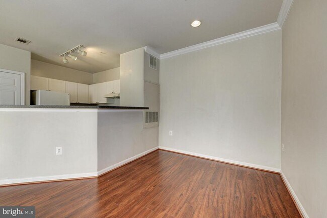 Building Photo - 11371 Aristotle Dr