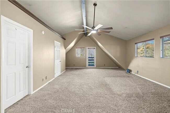 Building Photo - Charming 4BR Home with Mountain Views