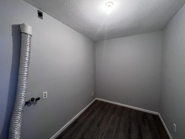 Building Photo - 15 Prospect St