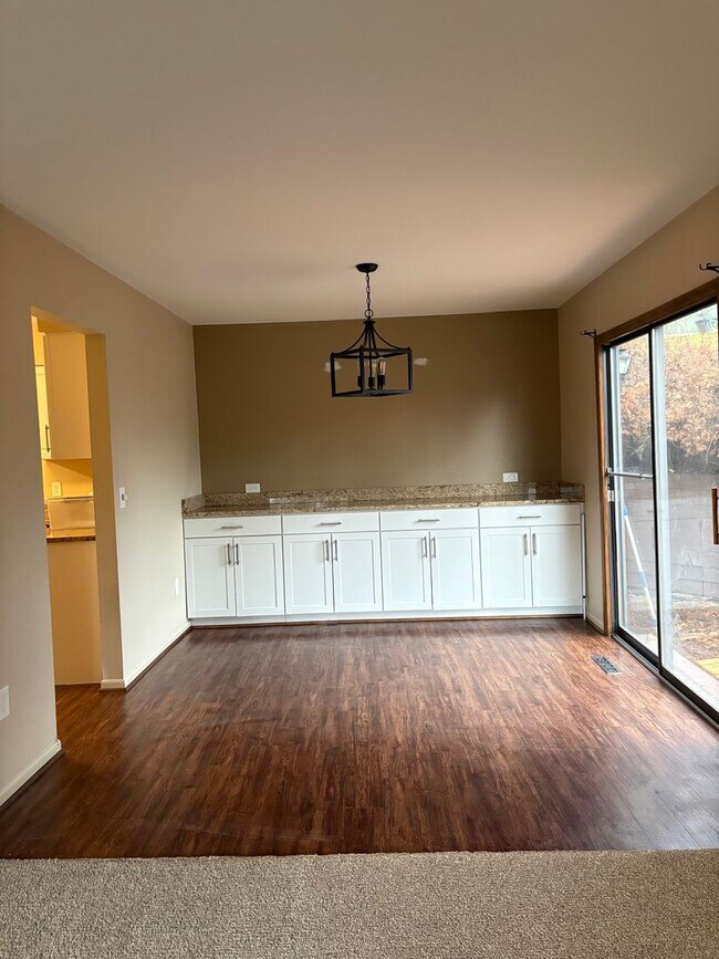 Building Photo - 3109 Forysthia Blvd - 3 bed 3 bath Home