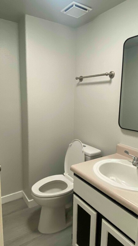 Building Photo - 930 W 133rd Cir