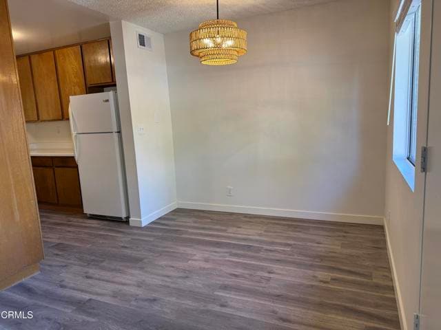 Building Photo - 832 E Garfield Ave