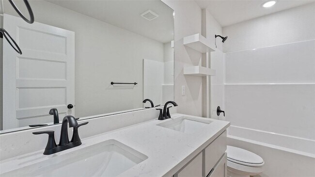 Building Photo - 1718 Cuppett Cir