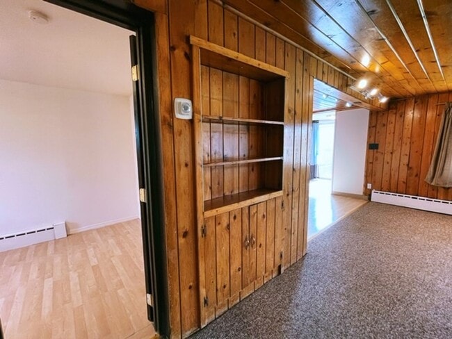 Building Photo - Unique and Updated Corner Lot Cabin in Mou...