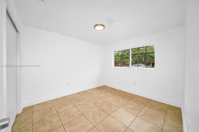 Building Photo - 2125 NW 91st St