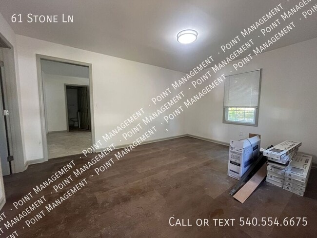 Building Photo - 61 Stone Ln