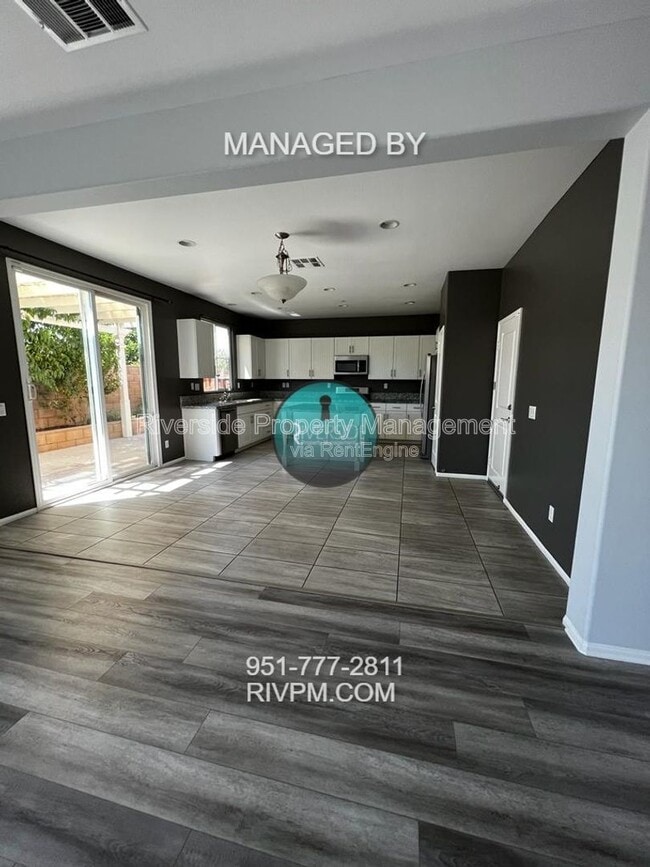 Building Photo - 8284 Camino Alto Dr