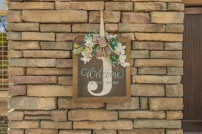 Building Photo - 28072 N 108th Way