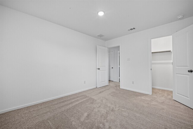 Building Photo - 24657 Monarch Forest Dr