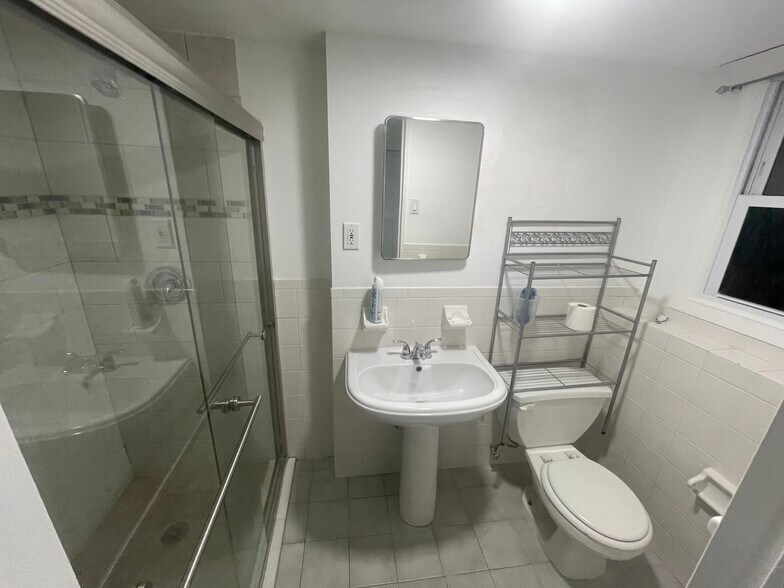 Bathroom - 13367 Hook Creek Blvd