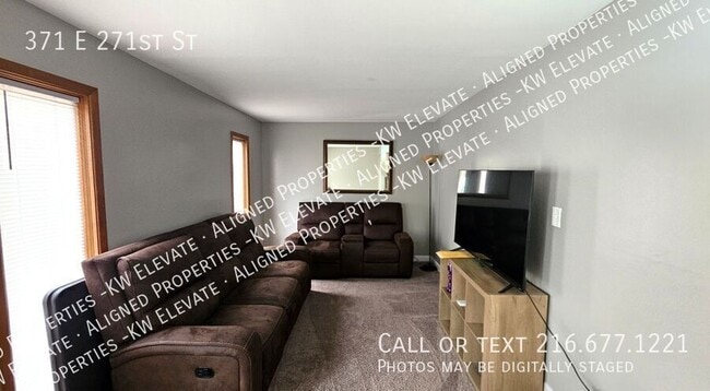 Building Photo - 371 E 271st St