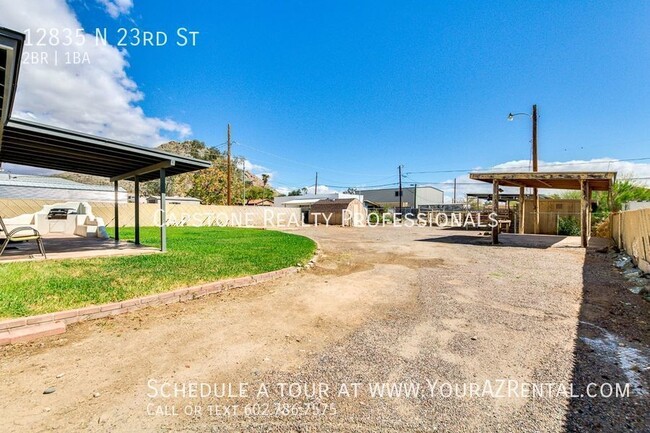 Building Photo - Gorgeous Remodeled Ranch style home in Pho...