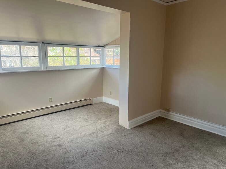 Building Photo - 1263 Milwaukee St