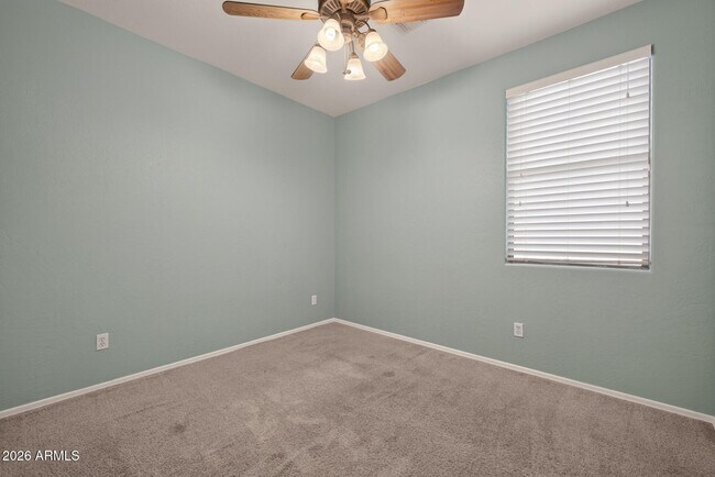 Building Photo - 3096 E Kingbird Pl