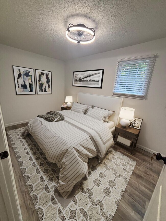 Building Photo - 2BR Condo – Close to UNCW, Wrightsville Be...
