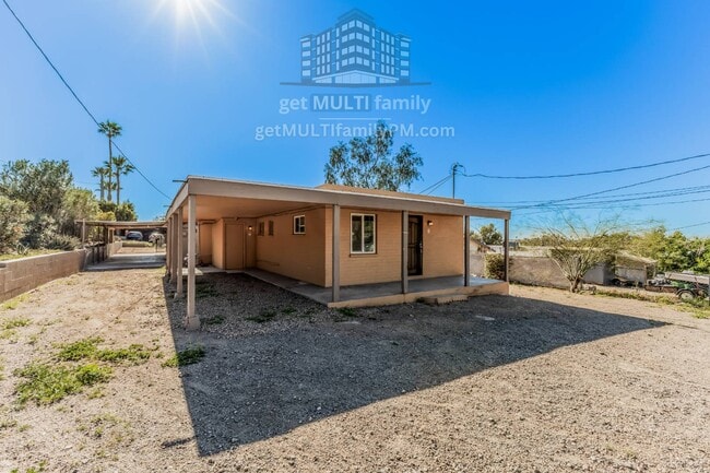 Building Photo - 1402 W Mercer Ln