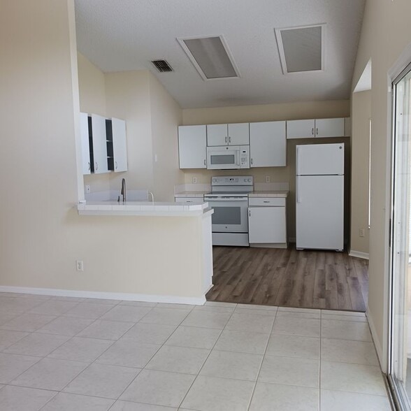 Building Photo - 289 White Marsh Cir