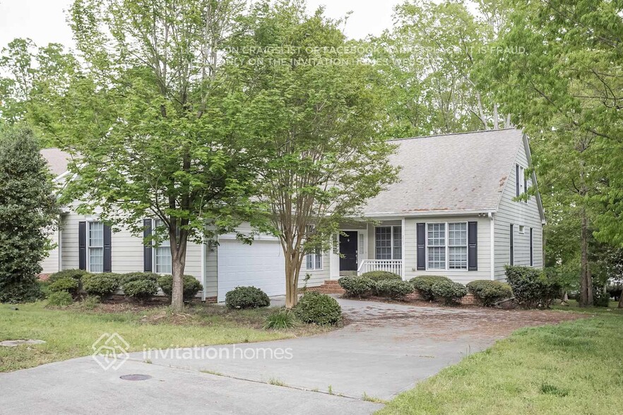 Primary Photo - 223 Loblolly Dr