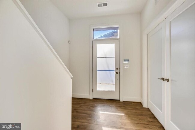 Building Photo - 3234 Royal Fern Pl