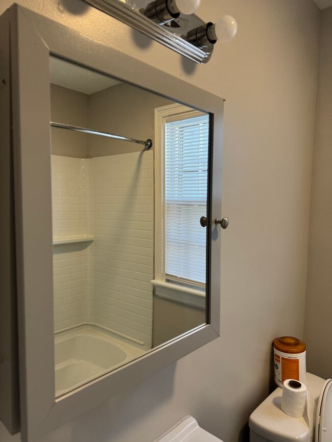 Primary Photo - 3508 Lawson St