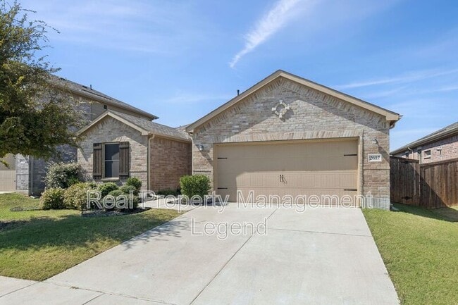 Building Photo - 2617 Warren Ln