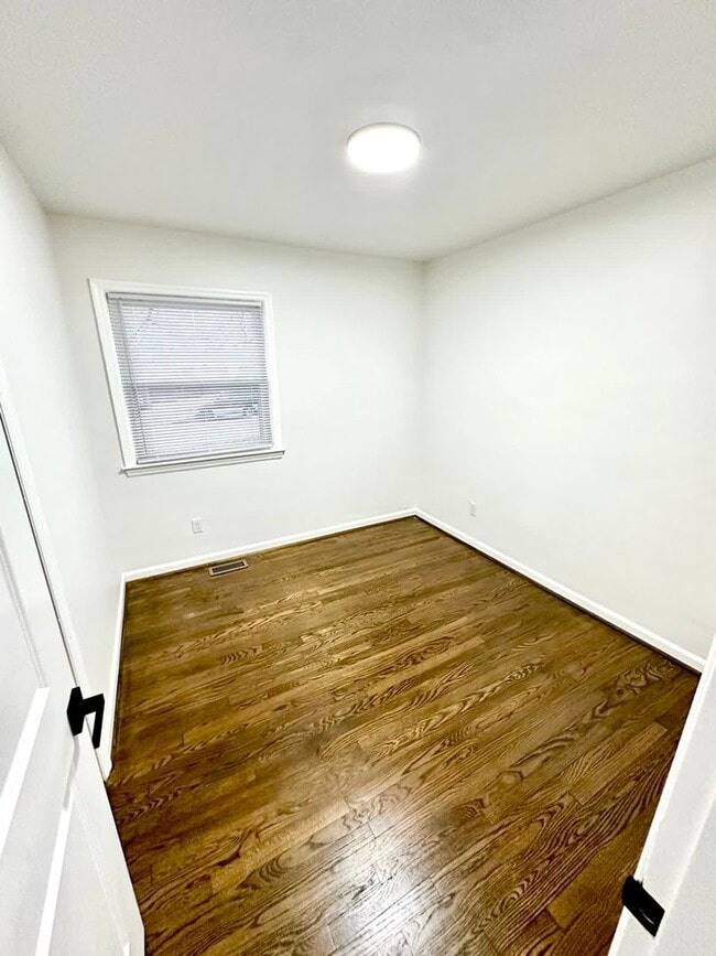 Building Photo - 345 Harvard Dr