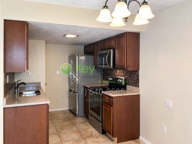 Building Photo - 153 S Comanche Cluster